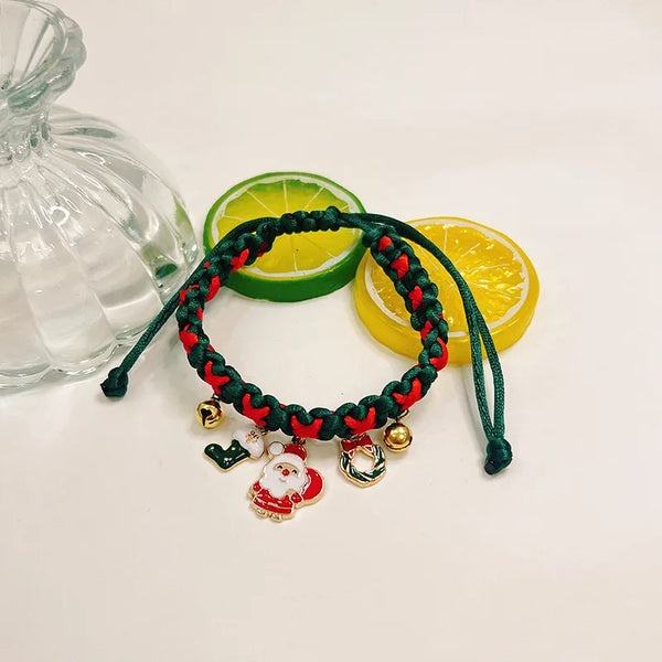 Holiday Charm Pet Collars & Bow Ties – Christmas Style for Dogs and Cats